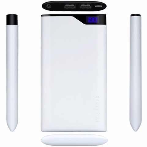 פאוור בנק עם כיתוב ותצוגת LCD