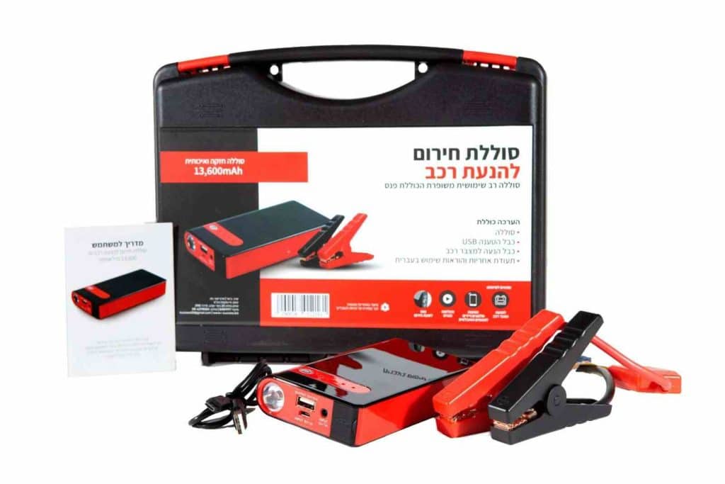 בוסטר התנעה לרכב עם לוגו חברה